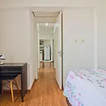 Apto com Wi Fi e otima localizacao na Liberdade SP